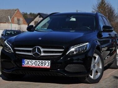 Czarny Używany 2017 Mercedes A200 Kombi | 59 800 zł (Uczciwa cena) - Obraz 1/4
