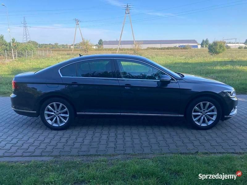 Używany VW Passat Highline 150 KM (110 kW) 2019