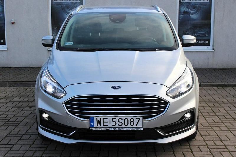 Używany Ford S-MAX Titanium 190 KM (139 kW) 2022 Srebrny Minivan