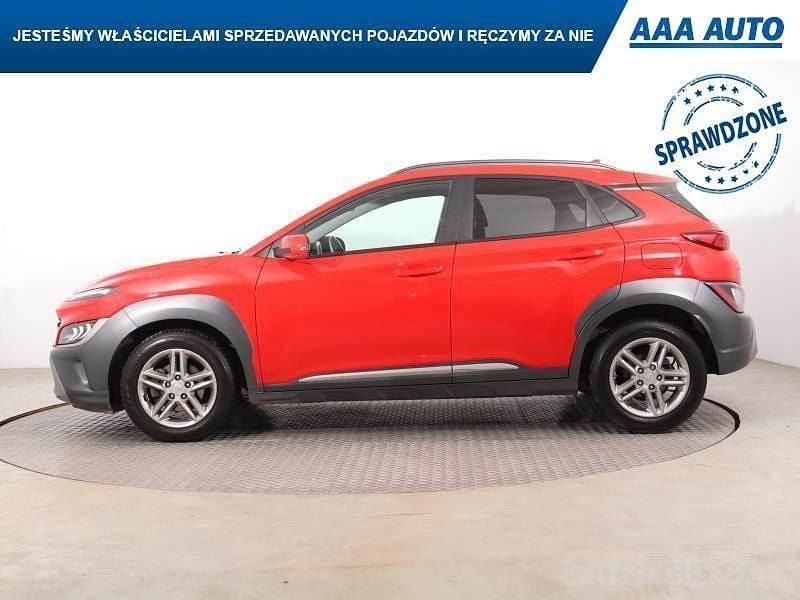 Używany Hyundai Kona 120 KM (88 kW) 2020 Czerwony SUV