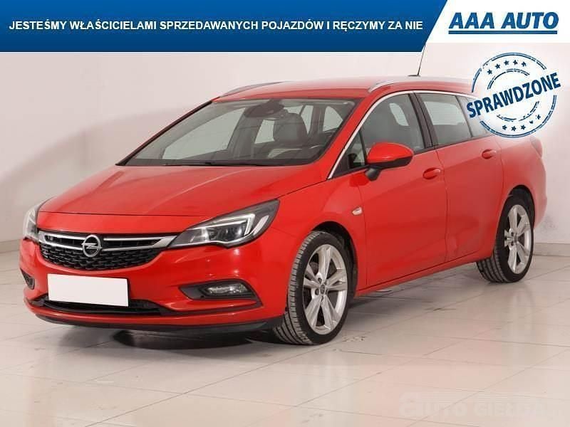Używany Opel Astra 2017 Czerwony
