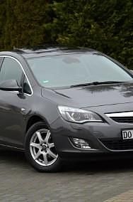 Używany Opel Astra Cosmo 140 KM (102 kW) 2010 Szary Hatchback