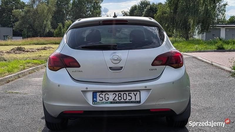 Używany 2011 Opel Astra | 20 000 zł (Drogi) - Obraz 1/4