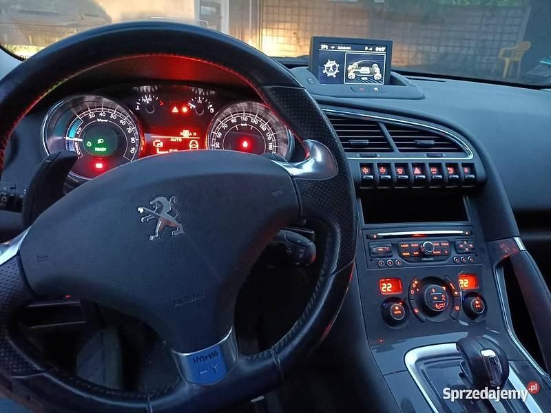 Używany 2014 Peugeot 3008 | 38 000 zł - Obraz 1/4