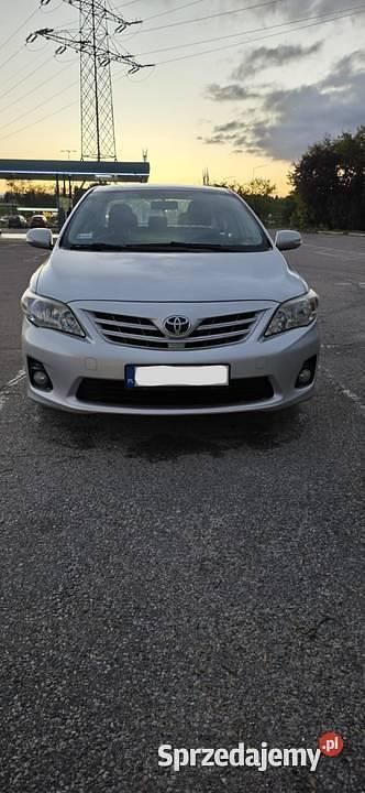 Używany Toyota Corolla Premium 2011 Sedan/Limuzyna
