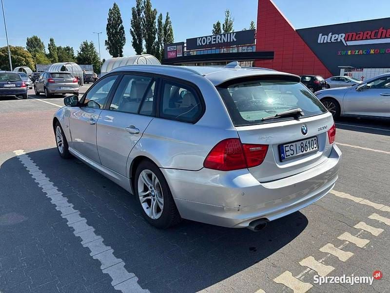 Używany BMW 320 2011