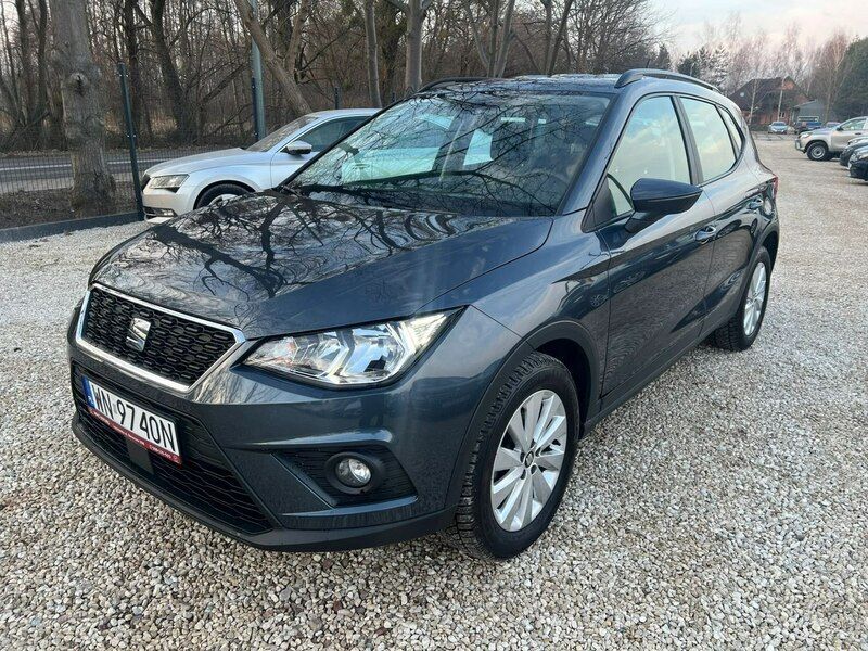 Szary (metalik) Używany 2021 Seat Arona SUV | 74 800 zł (Uczciwa cena) - Obraz 1/4