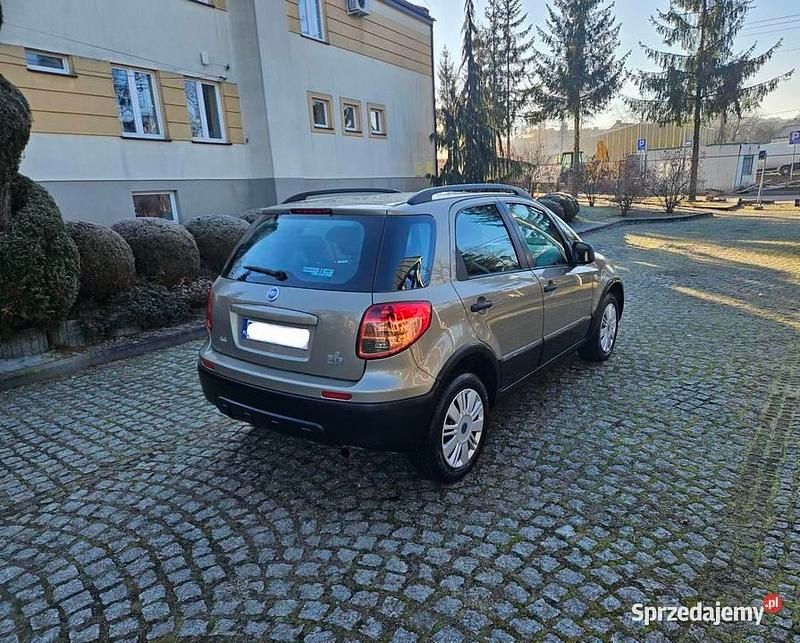 Używany Fiat Sedici 120 KM (88 kW) 2008 SUV
