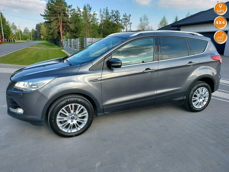 Używany Ford Kuga 140 KM (102 kW) 2013 Czarny SUV