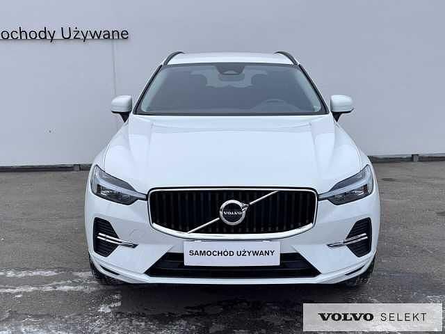 Używany Volvo XC60 197 KM (144 kW) 2022 Biały SUV