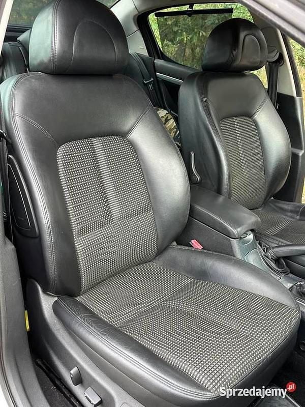 Używany Peugeot 407 2004 Sedan/Limuzyna