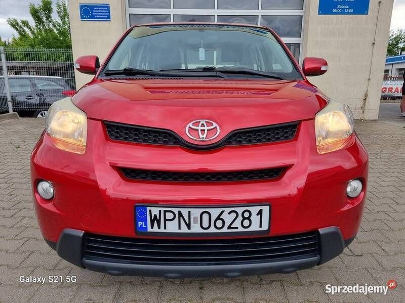 Czerwony Używany 2009 Toyota Urban Cruiser SUV | 19 900 zł - Obraz 1/4