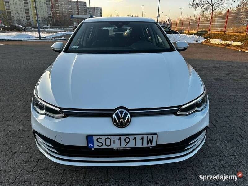 Biały Używany 2021 VW Golf VIII Hatchback | 68 900 zł (Dobra cena) - Obraz 1/4
