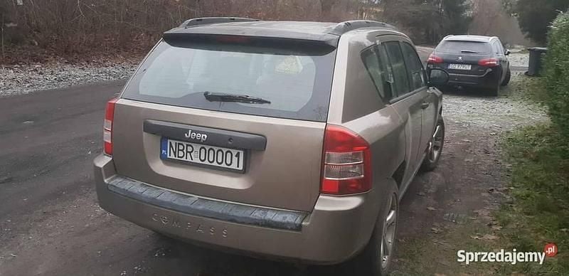 Używany 2008 Jeep Compass SUV | 17 000 zł (Uczciwa cena) - Obraz 1/4