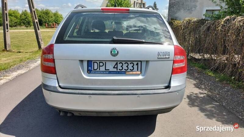 Srebrny Używany 2008 Skoda Octavia Kombi | 9900 zł - Obraz 1/4