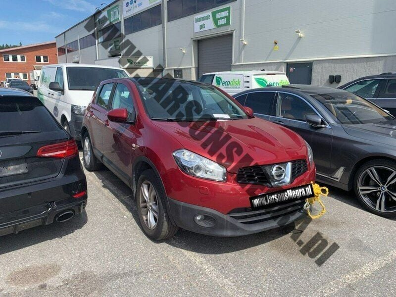 Czerwony Używany 2011 Nissan Qashqai SUV | 15 000 zł (Super Cena) - Obraz 1/4