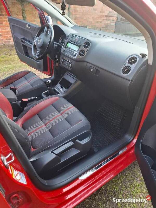 Czerwony Używany 2012 VW Golf Plus Minivan | 23 500 zł - Obraz 1/4