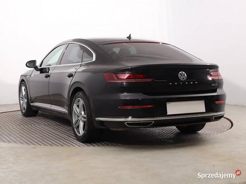 Używany VW Arteon 2018 Czarny Sedan/Limuzyna