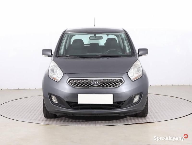 Używany Kia Venga 125 KM (91 kW) 2012 Srebrny Hatchback