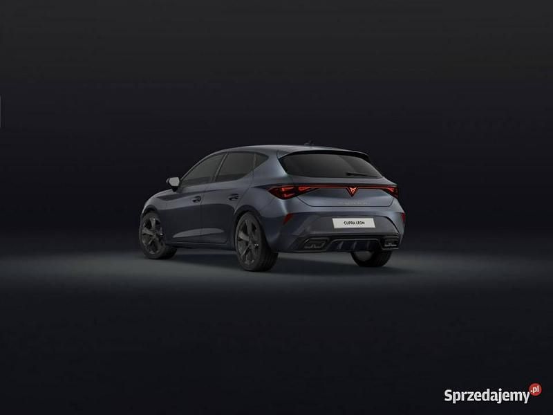 Nowe Cupra Leon 2026 Szary Hatchback