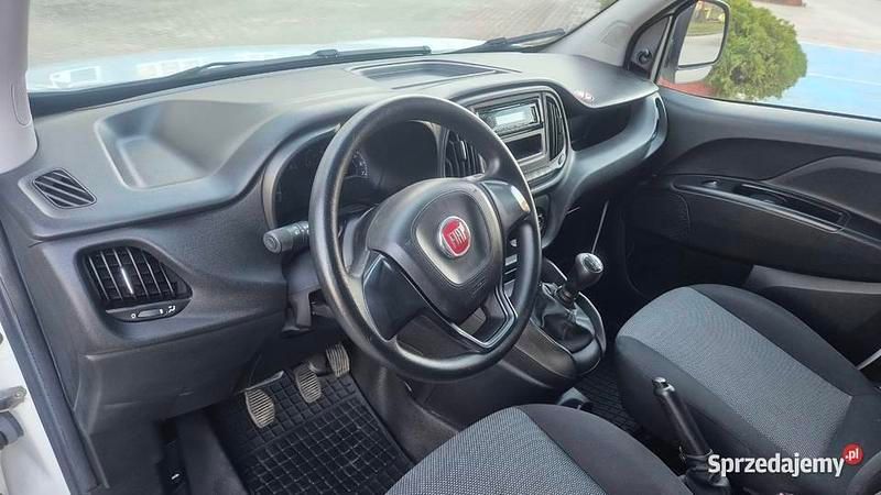 Używany Fiat Doblò 2016 Minivan