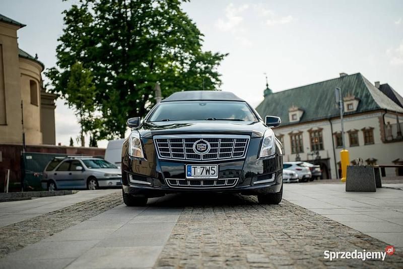 Używany Cadillac XTS 2015 Czarny Sedan/Limuzyna