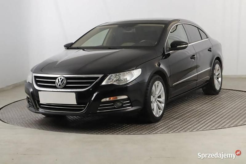 Używany VW Passat 2009 Czarny Sedan/Limuzyna