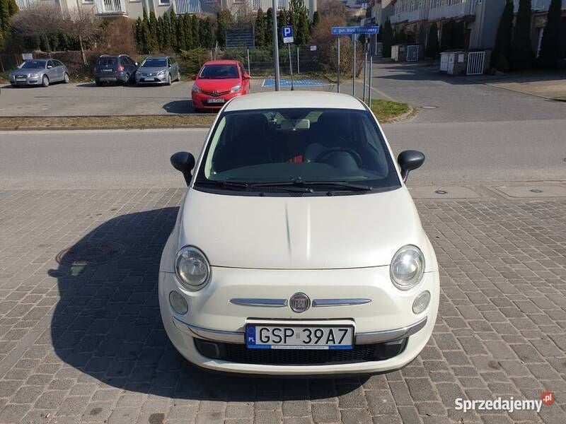 Biały Używany 2008 Fiat 500 Hatchback | 14 900 zł (Uczciwa cena) - Obraz 1/4