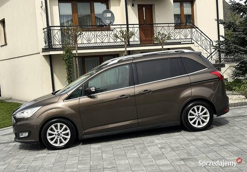 Brązowy Używany 2015 Ford Grand C-Max Minivan | 38 900 zł (Dość drogi) - Obraz 1/4