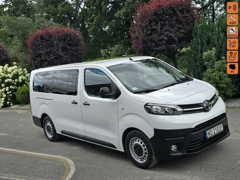 Biały Używany 2020 Toyota Proace Verso Kombi | 71 900 zł (Super Cena) - Obraz 1/4