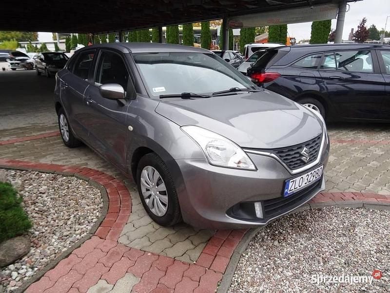 Używany Suzuki Baleno 90 KM (66 kW) 2017 Szary Hatchback