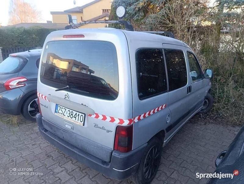 Używany Peugeot Partner 2001 Srebrny Minivan