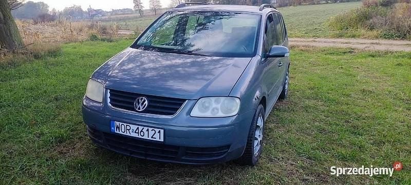 Używany VW Touran 2004 Grafitowy Minivan