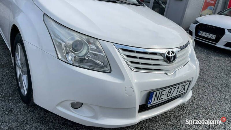 Biały Używany 2010 Toyota Avensis Sedan/Limuzyna | 34 900 zł (Drogi) - Obraz 1/4