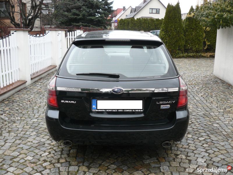 Czarny Używany 2008 Subaru Legacy Kombi | 30 000 zł - Obraz 1/4