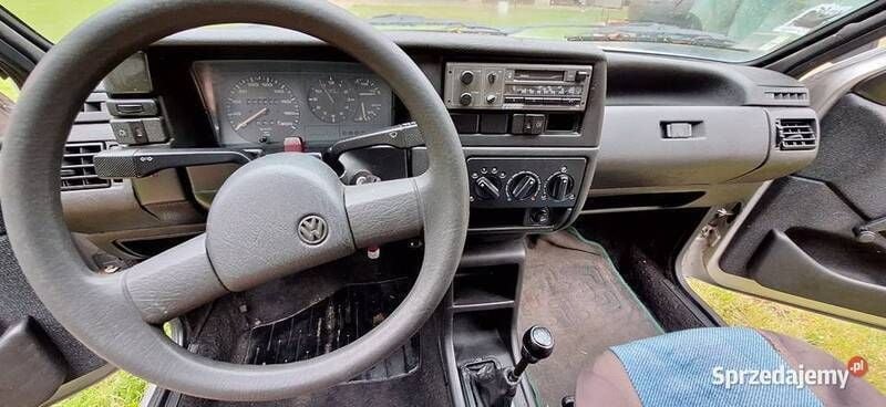 Używany VW Polo 1990 Srebrny Hatchback