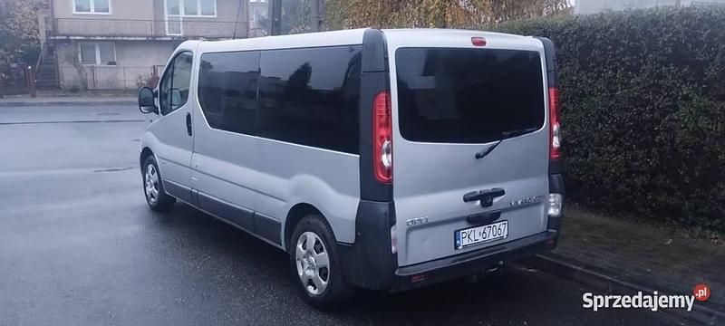 Używany Opel Vivaro 2007 Srebrny Minivan