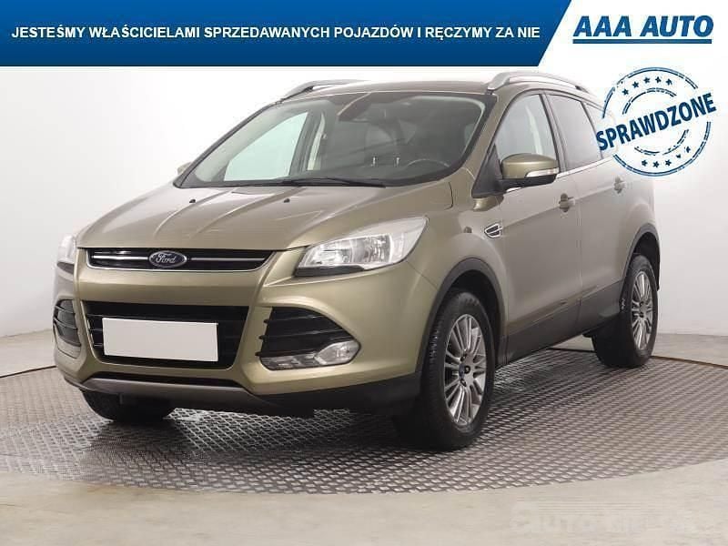 Używany Ford Kuga 2014 Zielony SUV