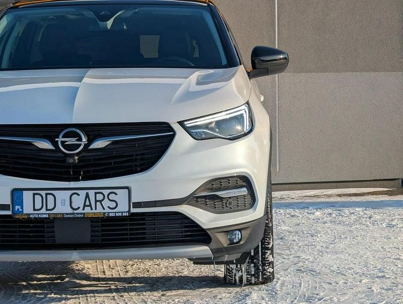 Używany Opel Grandland X 130 KM (95 kW) 2018 Biały (metalik) SUV