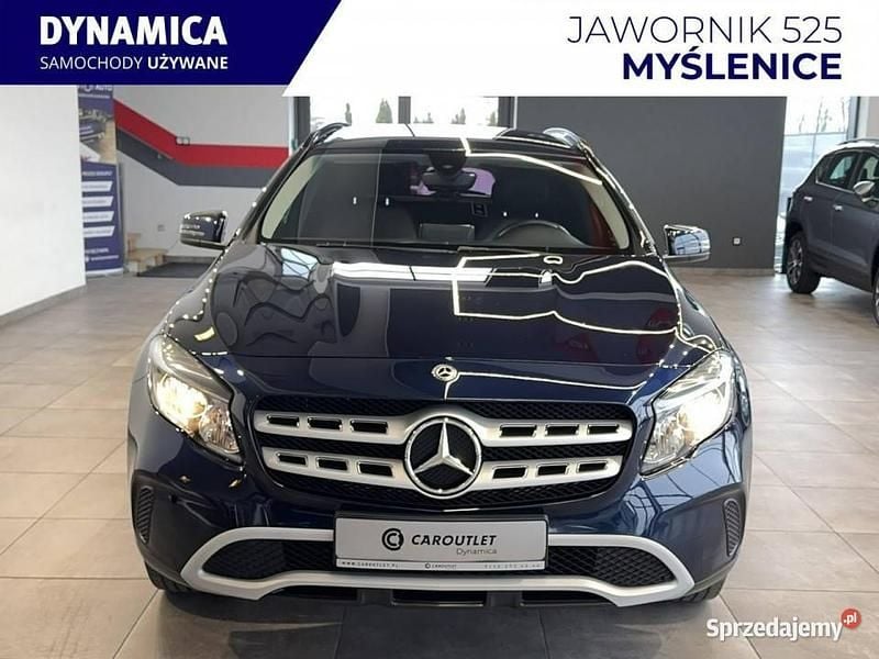 Używany Mercedes GLA180 122 KM (89 kW) 2018 Granatowy SUV