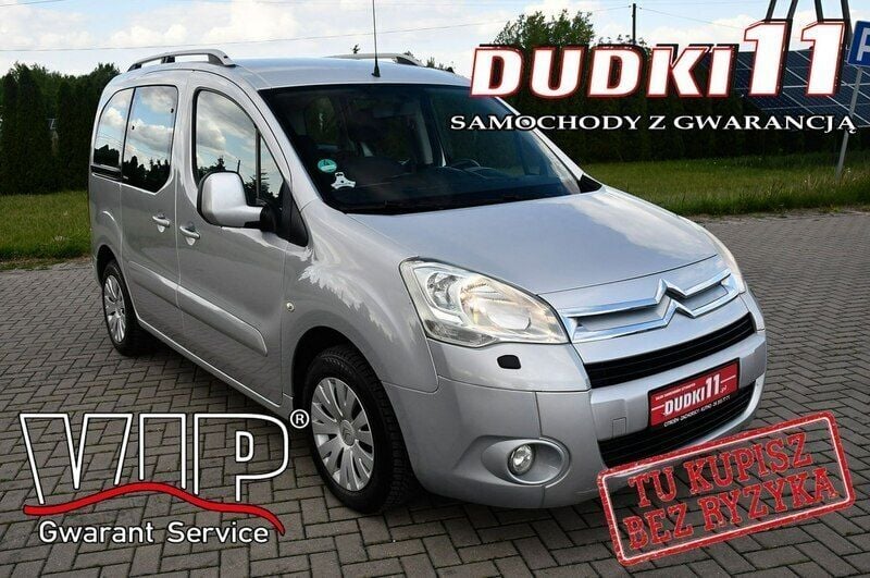 Srebrny Używany 2010 Citroën Berlingo Minivan | 17 900 zł (Uczciwa cena) - Obraz 1/3