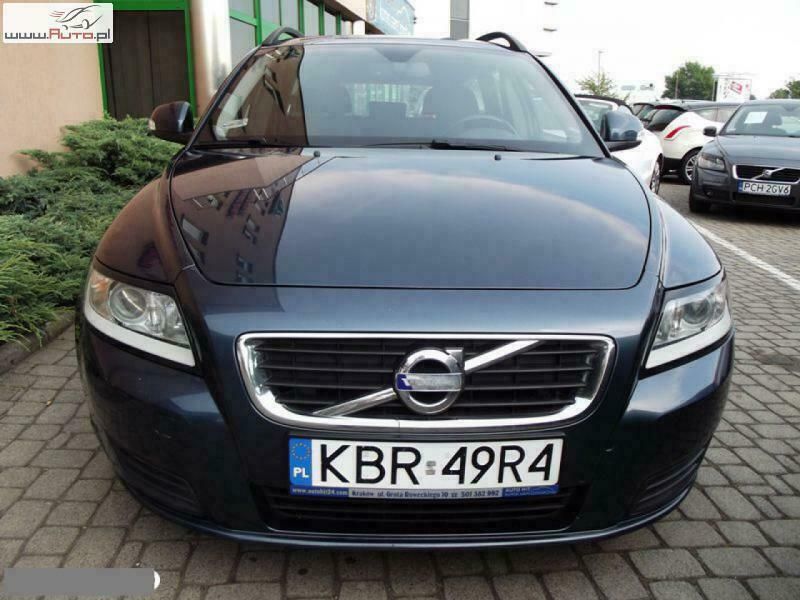 Używany Volvo V50 110 KM (80 kW) 2010 Niebieski (metalik) Kombi