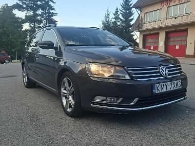 Inny kolor Używany 2013 VW Passat Kombi | 21 500 zł (Dobra cena) - Obraz 1/4