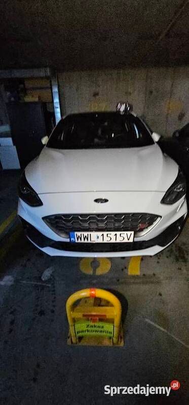 Biały Używany 2019 Ford Focus ST Hatchback | 125 000 zł - Obraz 1/4