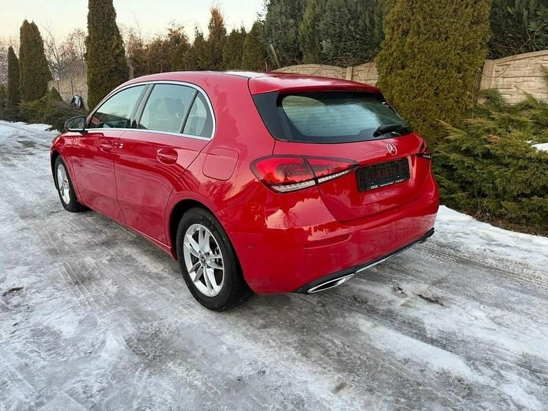 Używany Mercedes A200 163 KM (119 kW) 2019 Czerwony (metalik) Sedan/Limuzyna