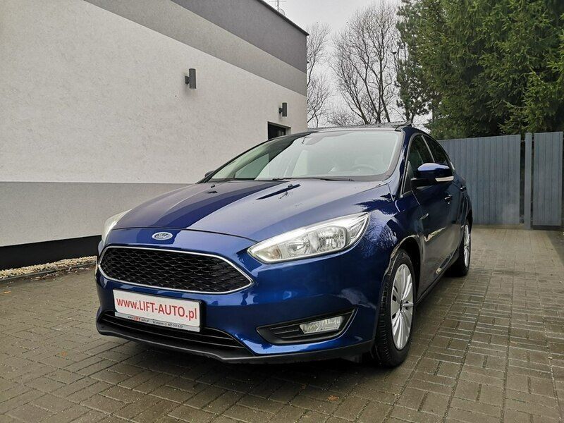 Niebieski Używany 2015 Ford Focus Hatchback | 36 900 zł (Dość drogi) - Obraz 1/4