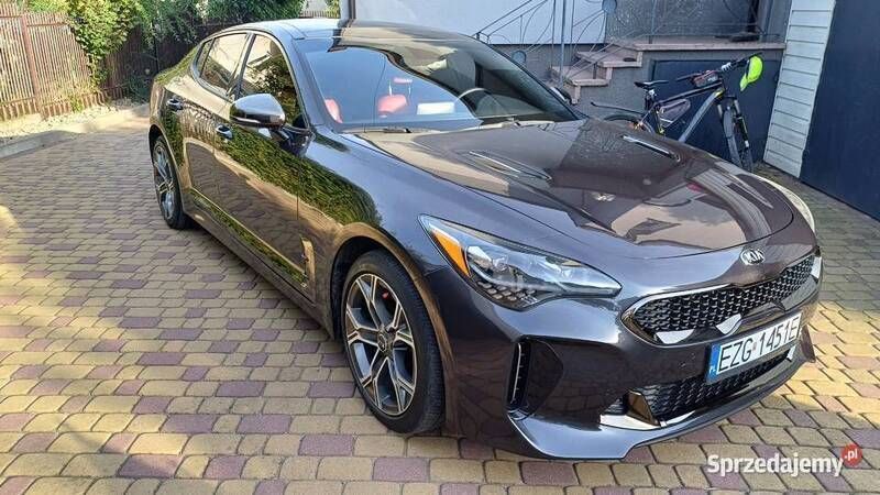 Używany 2021 Kia Stinger Hatchback | 109 000 zł (Dobra cena) - Obraz 1/4