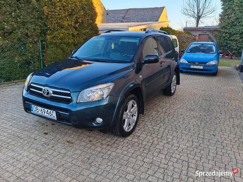 Używany Toyota RAV4 136 KM (100 kW) 2008 SUV