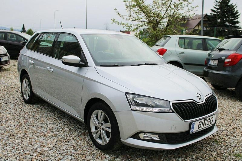 Srebrny Używany 2019 Skoda Fabia Ambition Hatchback | 33 900 zł (Super Cena) - Obraz 1/4