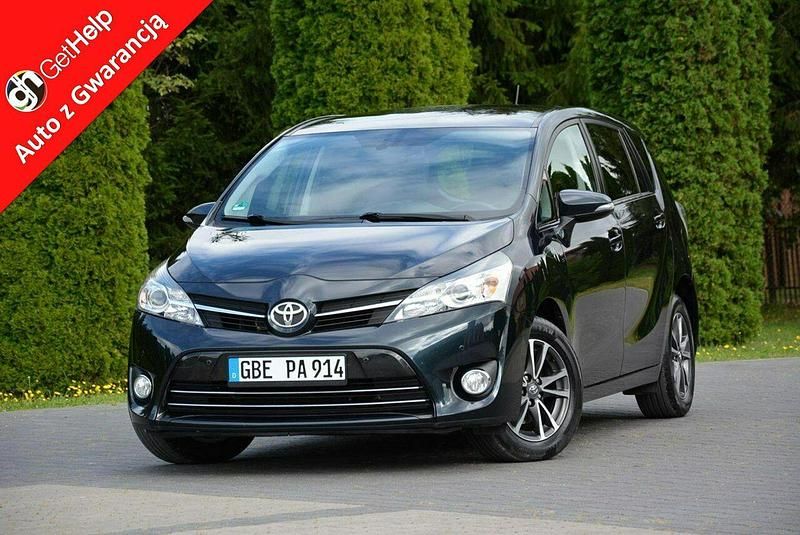 Czarny Używany 2014 Toyota Verso Minivan | 45 900 zł (Uczciwa cena) - Obraz 1/4